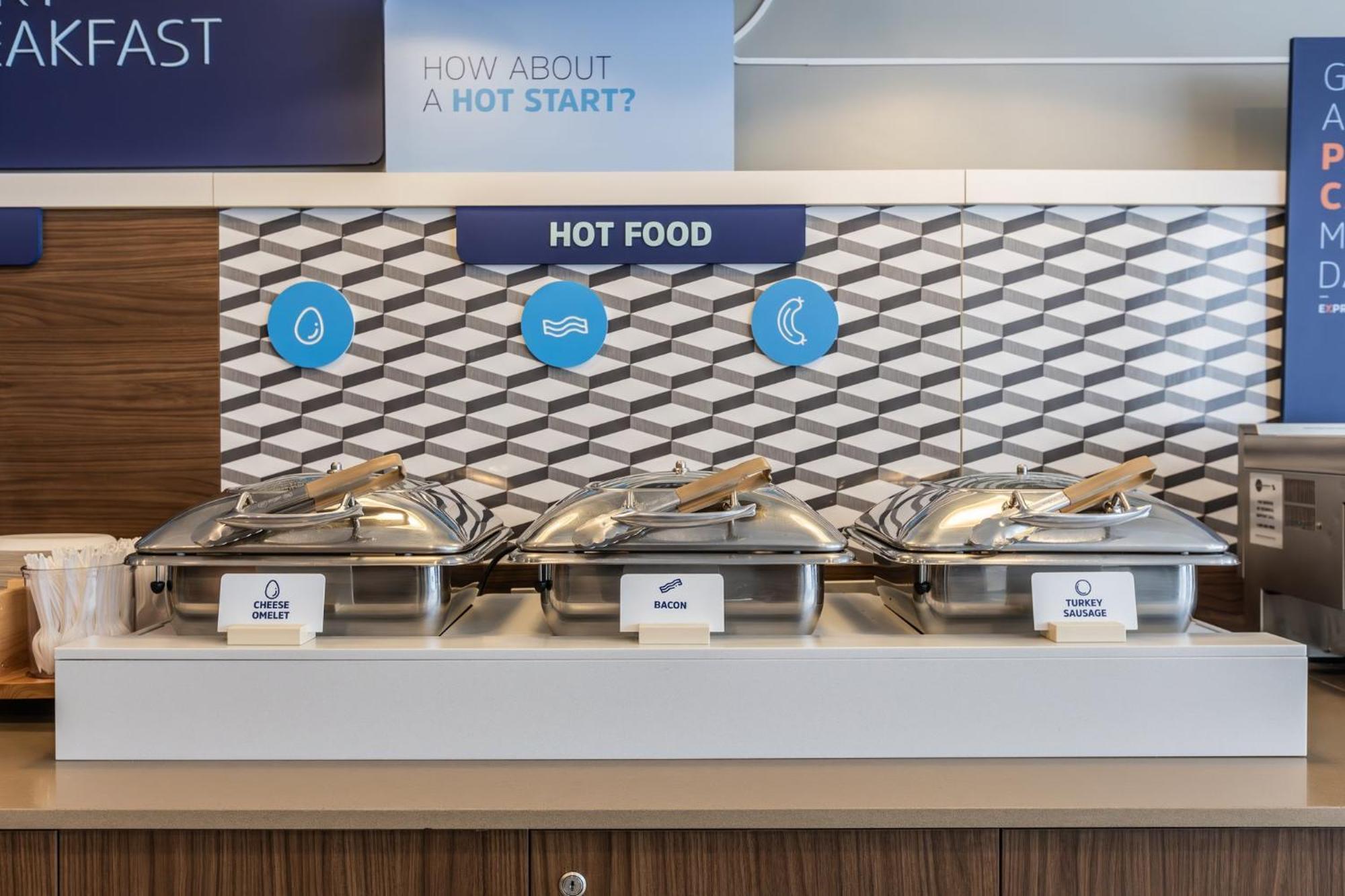 Holiday Inn Express Toronto-North York By Ihg Exterior foto
